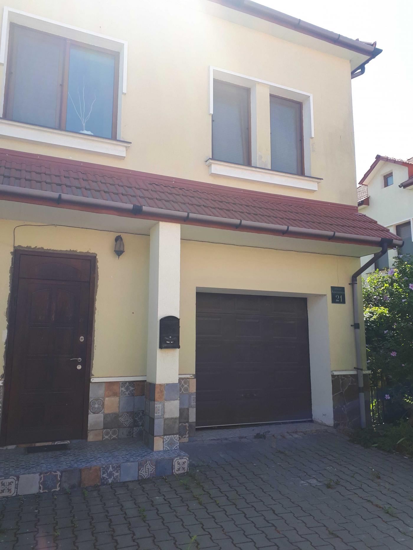 Haus 5 zimmer 304 m² Lymanka, Ukraine