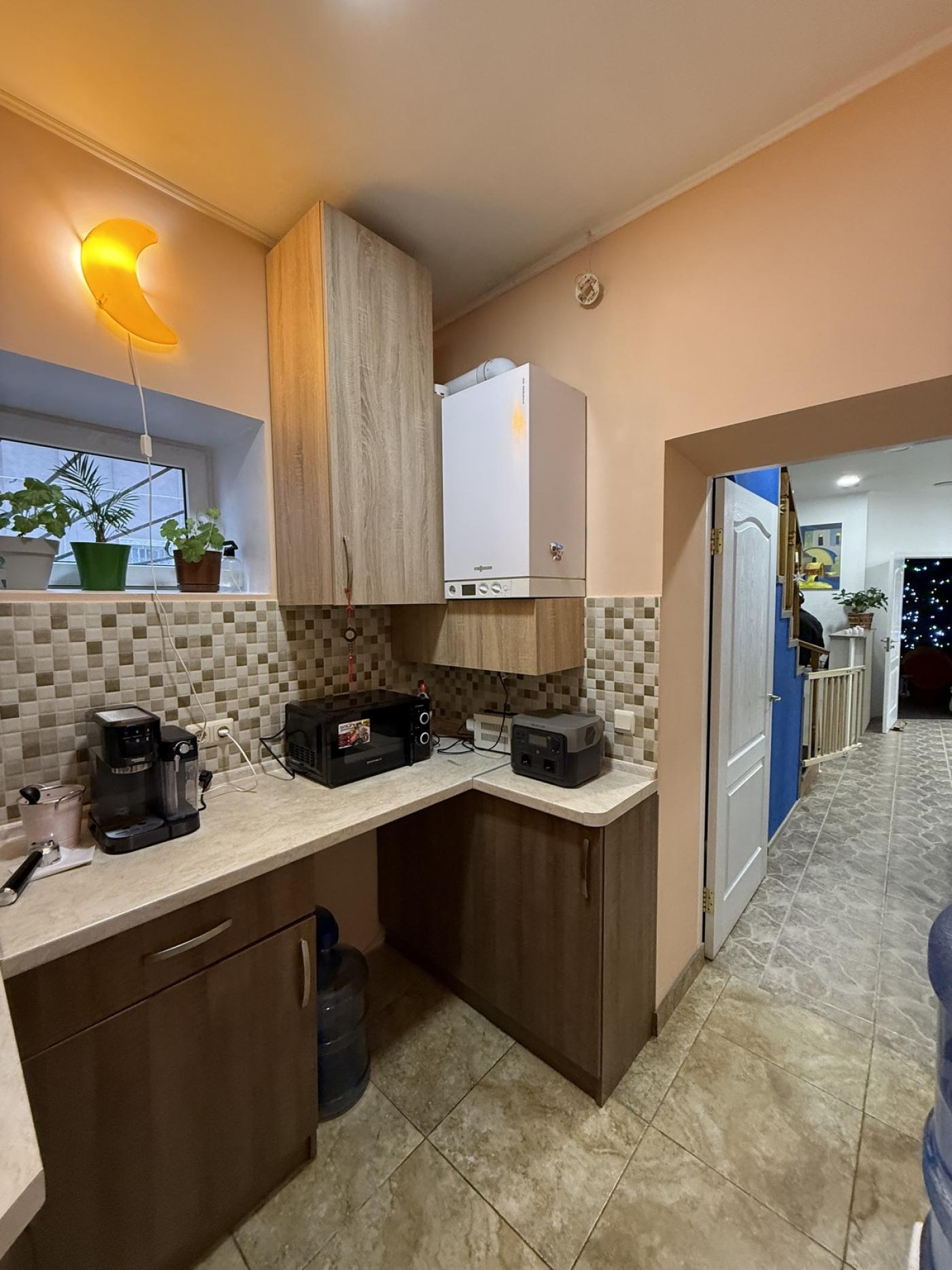 Commercial property 140 m² in Odesa, Ukraine