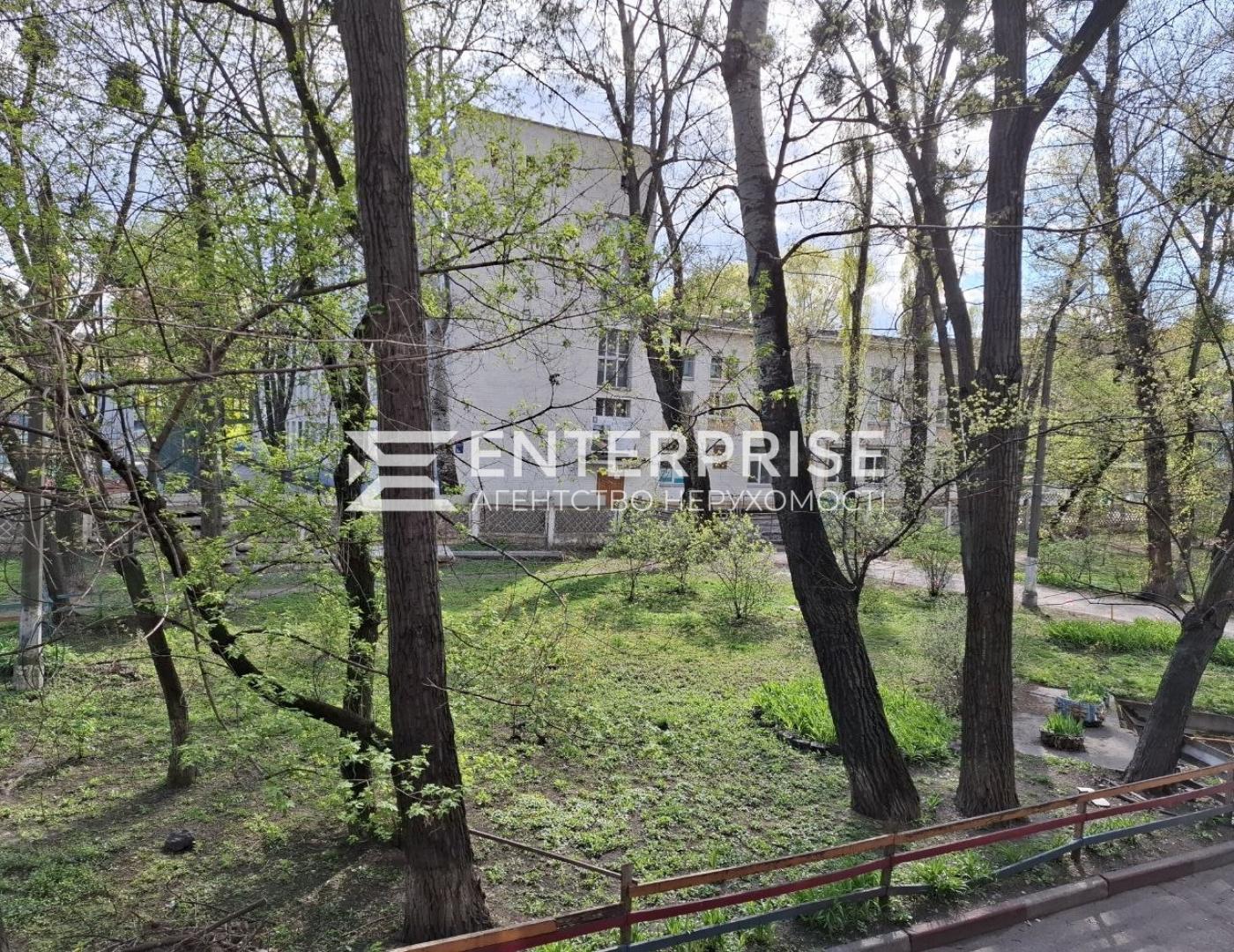 Rent out 2-room apartment. Київ, Берестейський в, д. 7 — photo 8