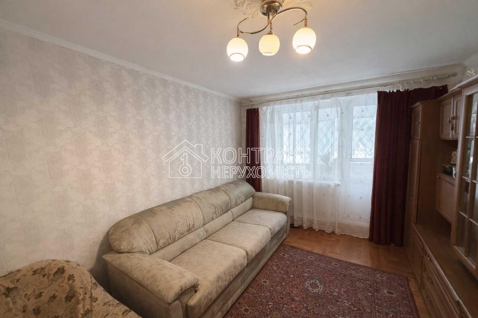 Продам 2-кімнатну квартиру біля метро Студентська