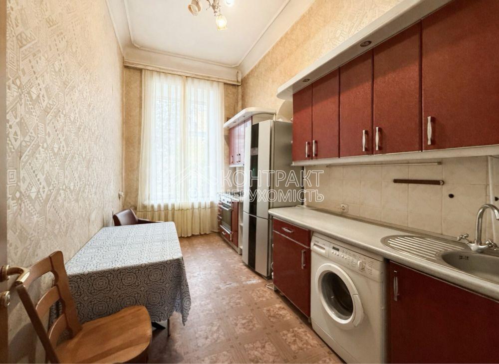 Продам 2-комнатную квартиру в центре города (без комиссии/собственник)