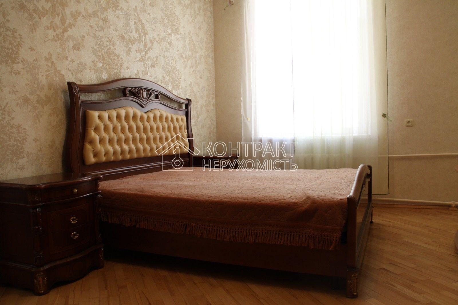 Здається 3 кімнатна квартира