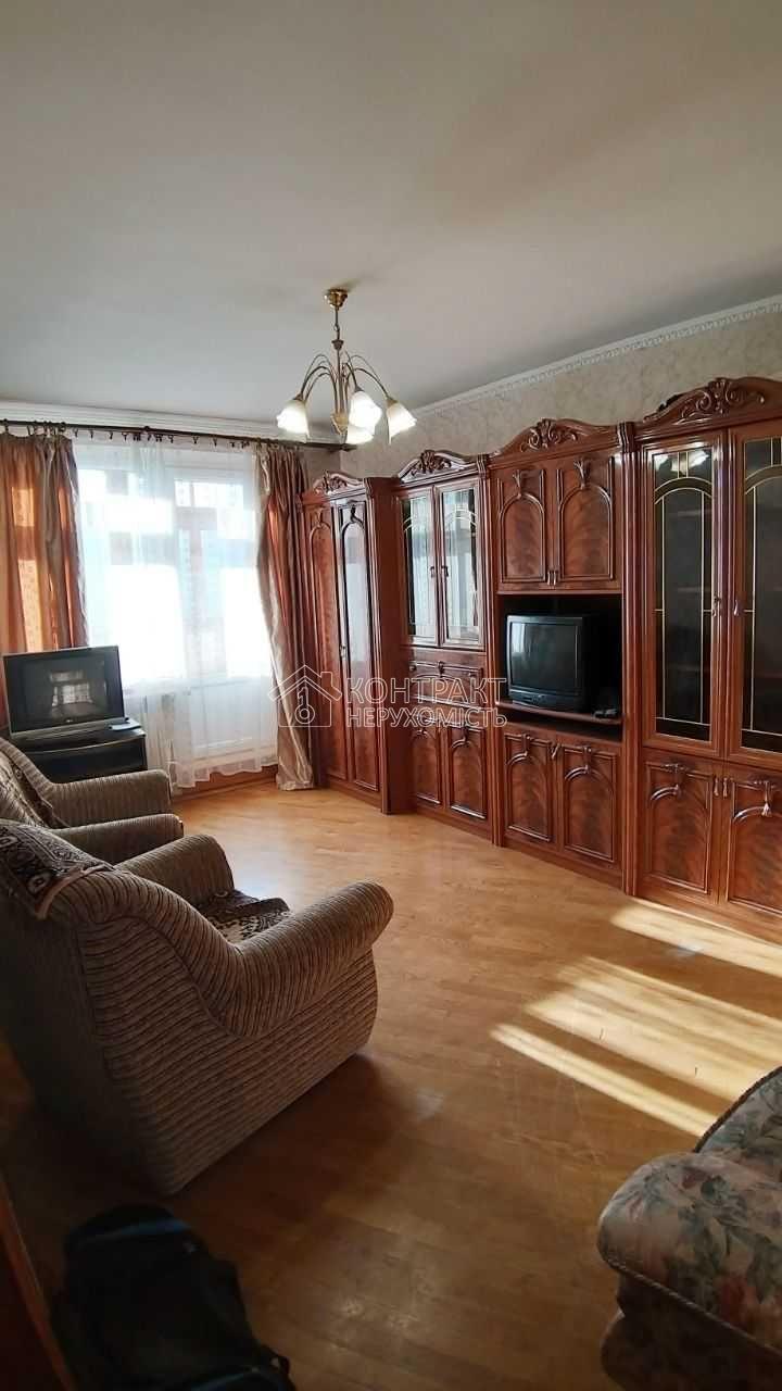 Здам 2-х м. "Студенська" 4/9, 7 минут. Валентинівська