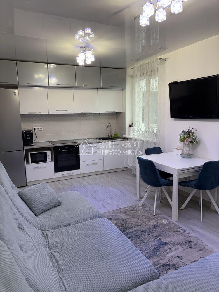 Продам 3-х кімнатну квартиру