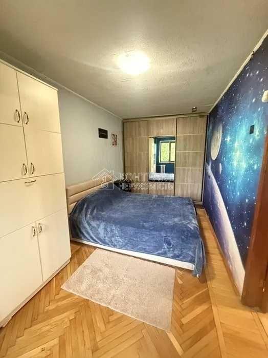 Продаж 2к. квартири біля метро «Палац Спорту» (вул. Каденюка)