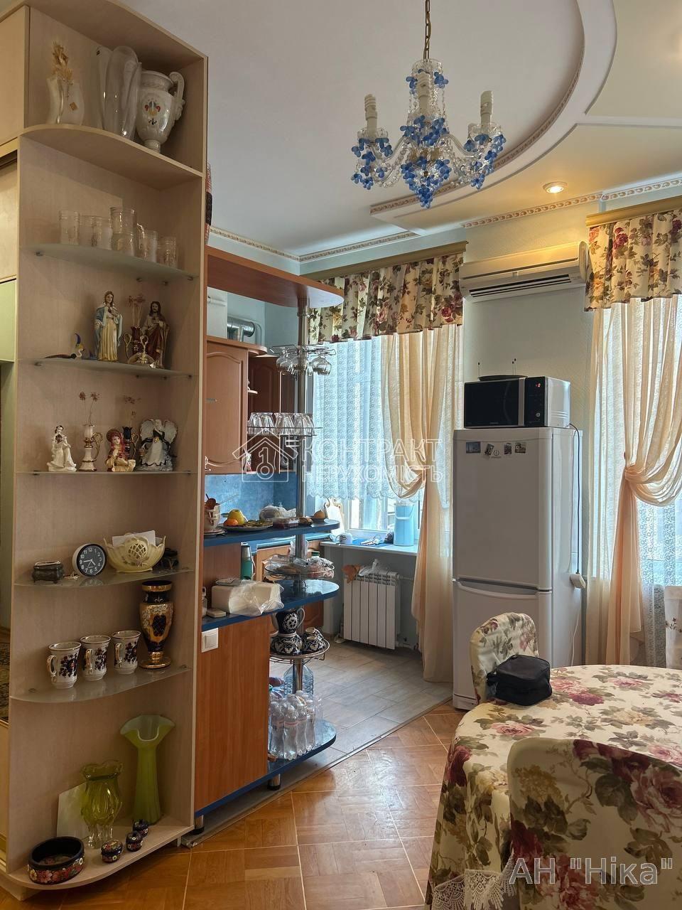 Продам 3 кімн центр Держпром Незалежности
