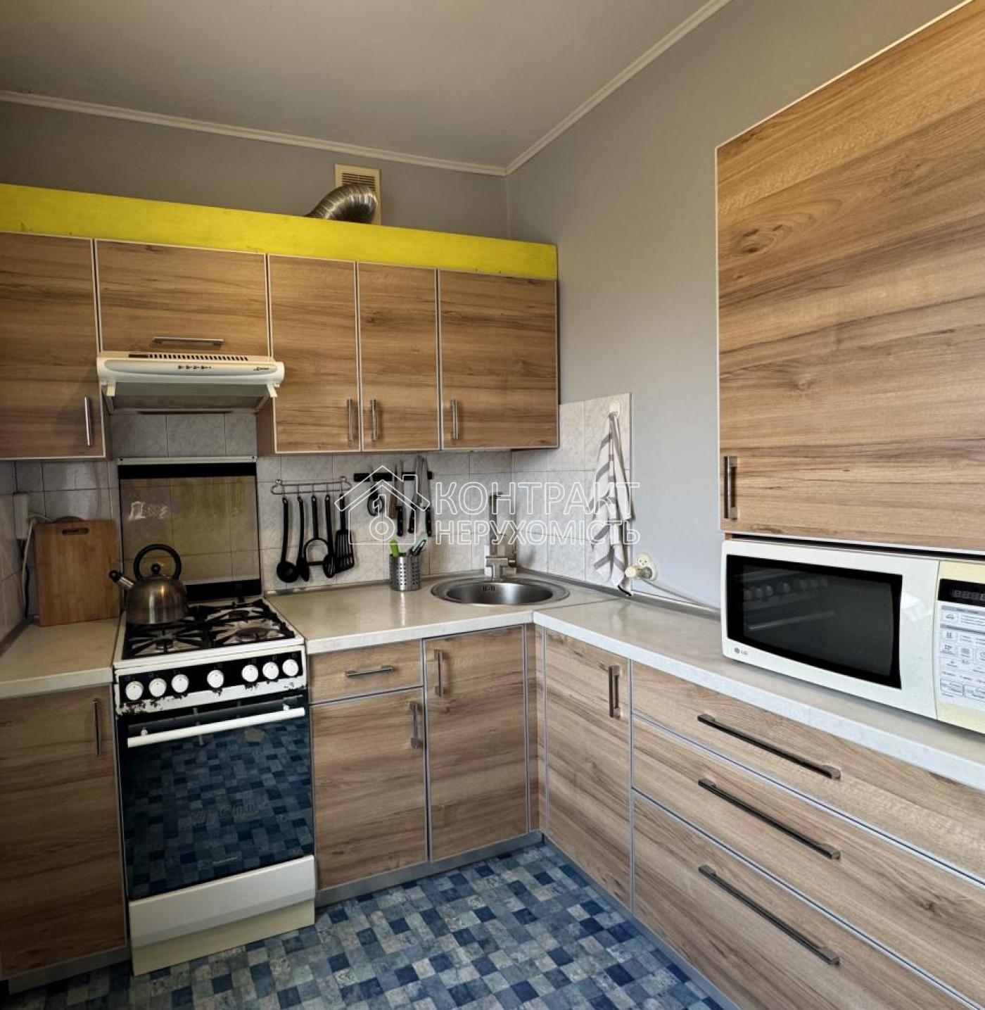 Продам 1к квартиру Холодна Гора у порога метро