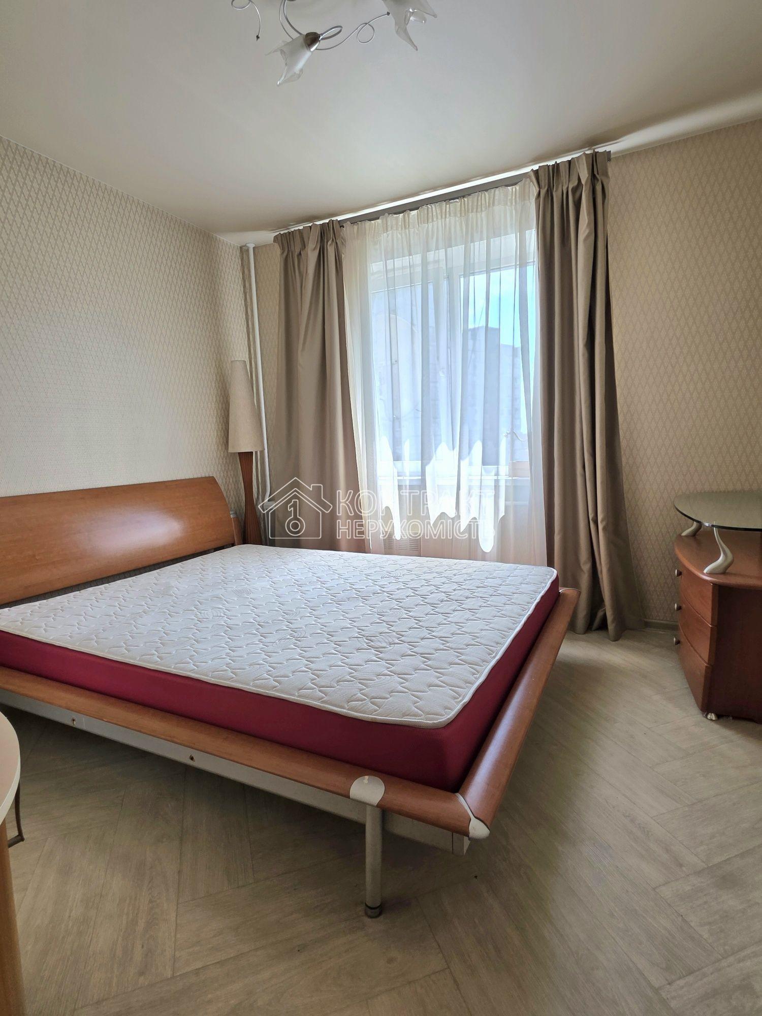 Продаж 2к.кв Новые Дома 8/9,кухня 9м2 Дворец Спорта-