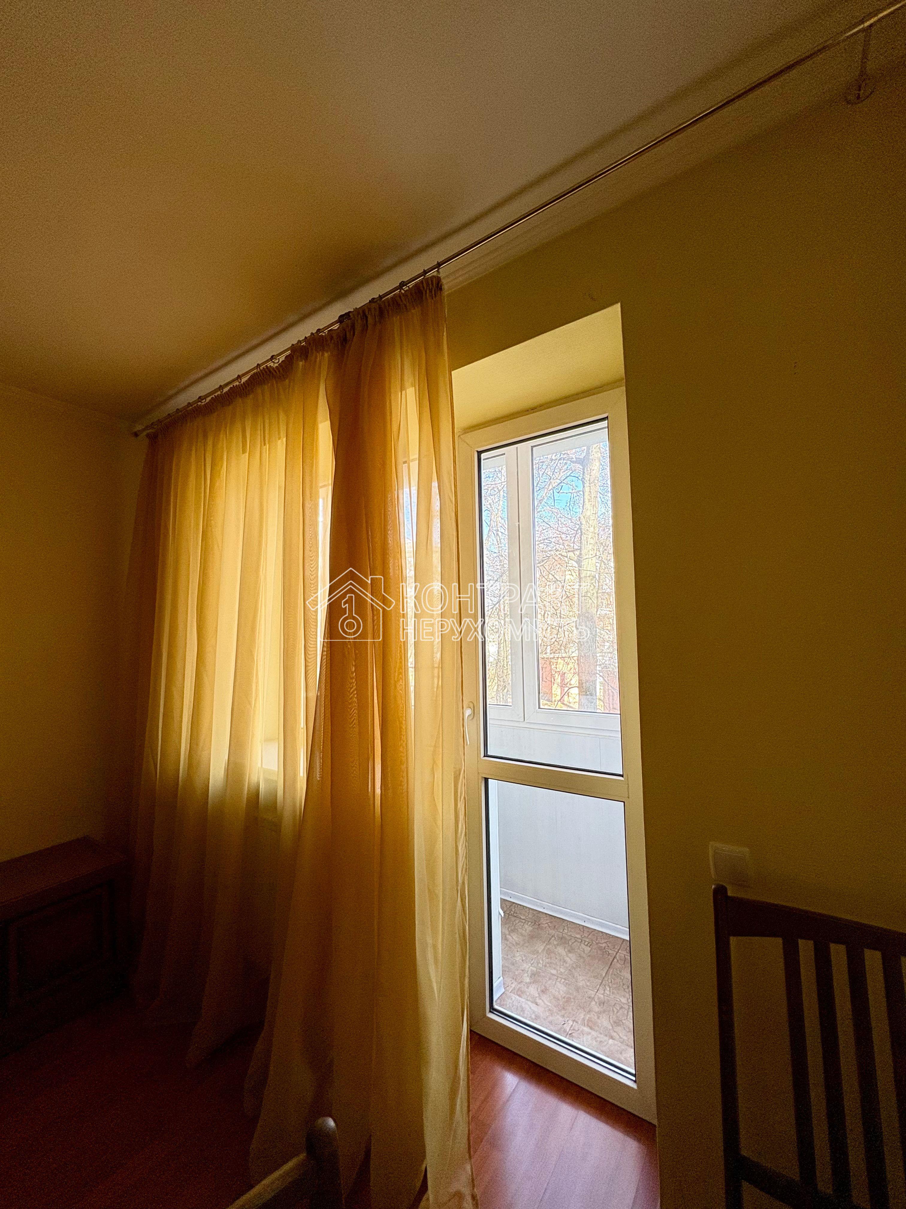 Оренда квартира метро Наукова