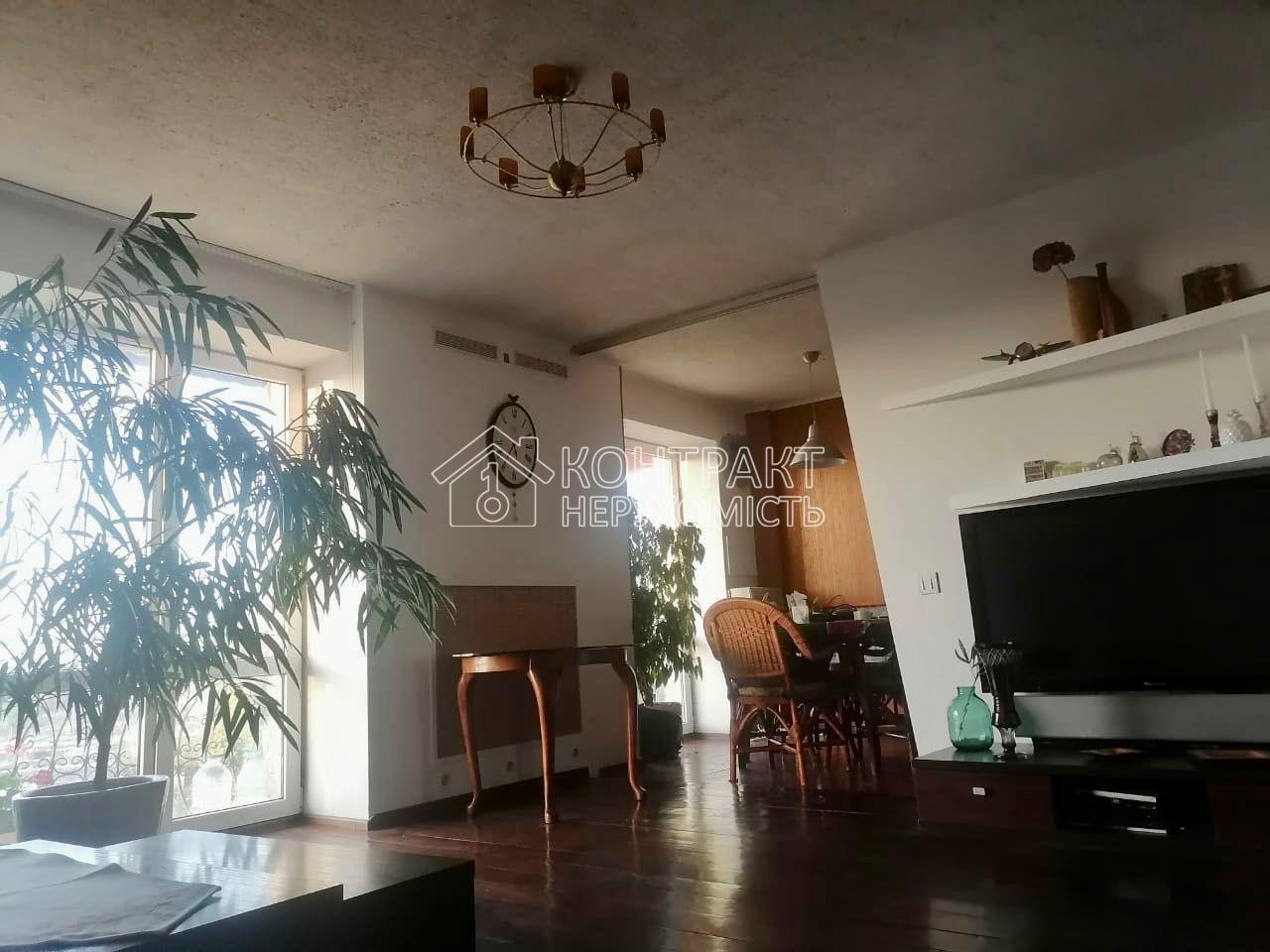 Продам 3комн 82 м Вальтера Пятихатки Жуковского