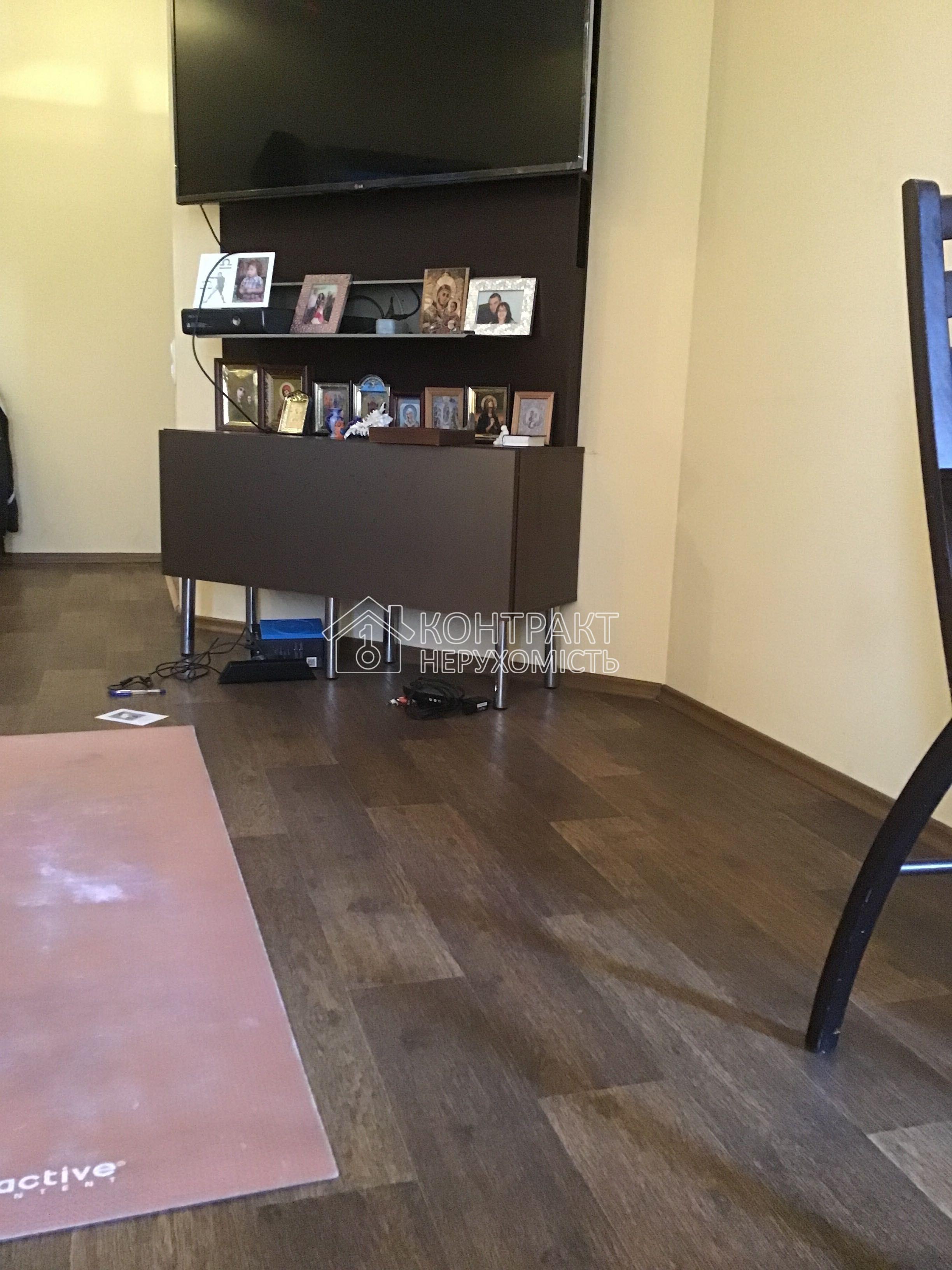 Продам 1 ком квартиру возле метро Салтовская