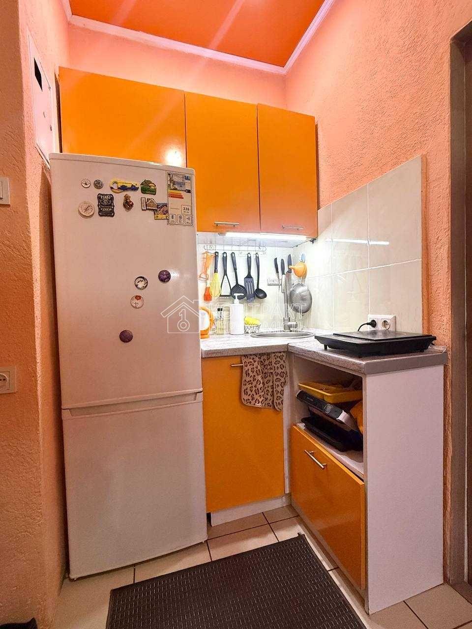 Продається гостинка Масельского, Нові будинки