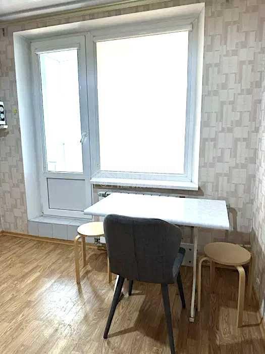 Продам 1- кімн. кв. м. Наукова