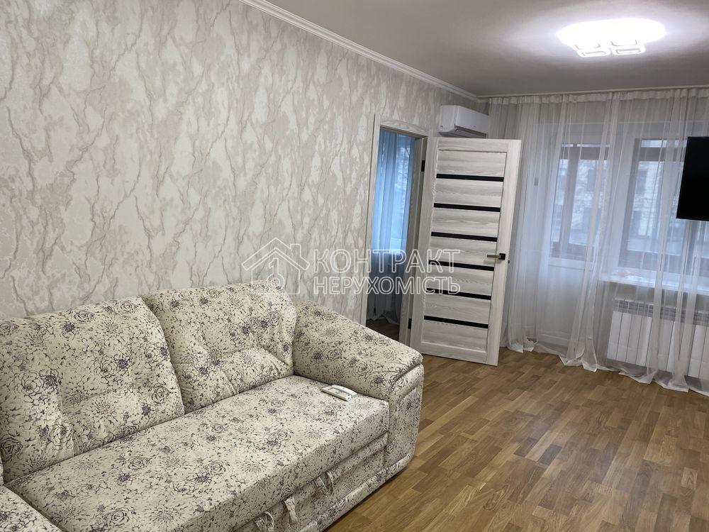 Продам 2к.квартиру м. 23 Августа , прт. Науки