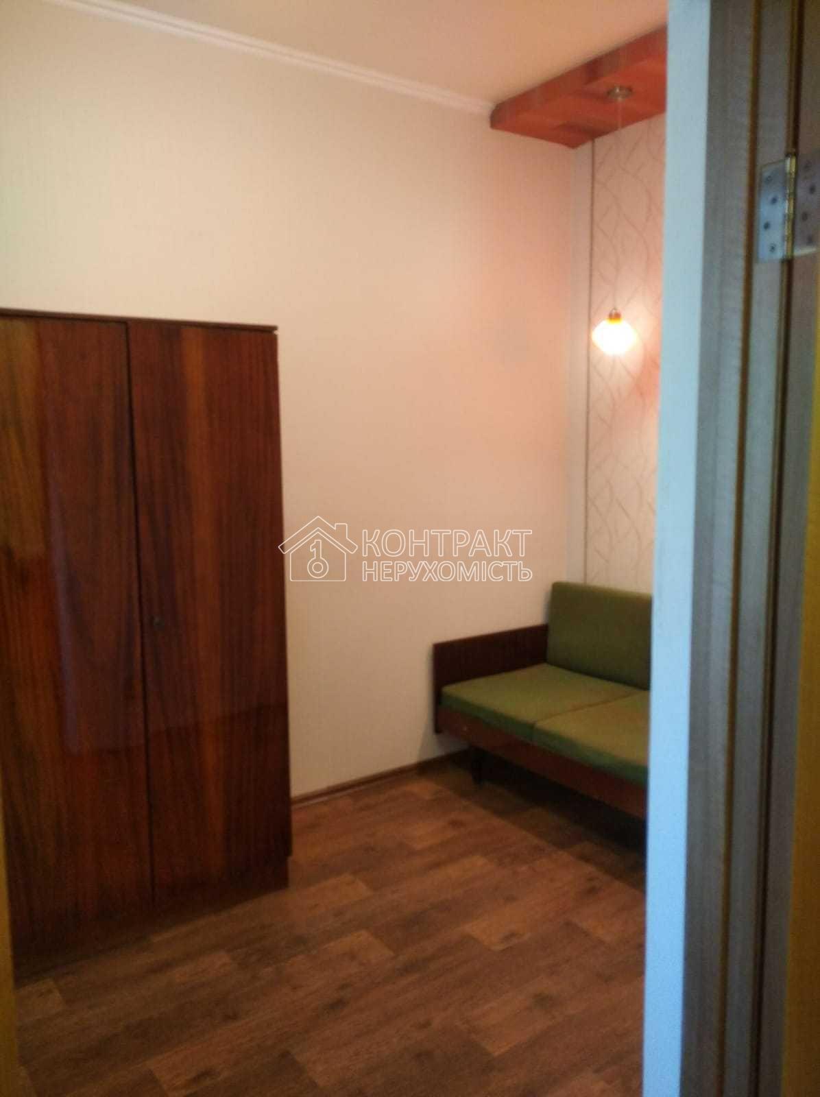 Продам 2-кімнатну квартиру (39 м2) в районі Нової Баварії.