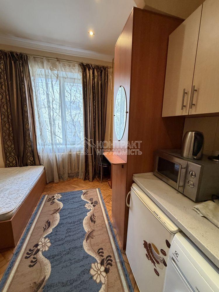 1 із. Кв м . Спортивна Метробудівників