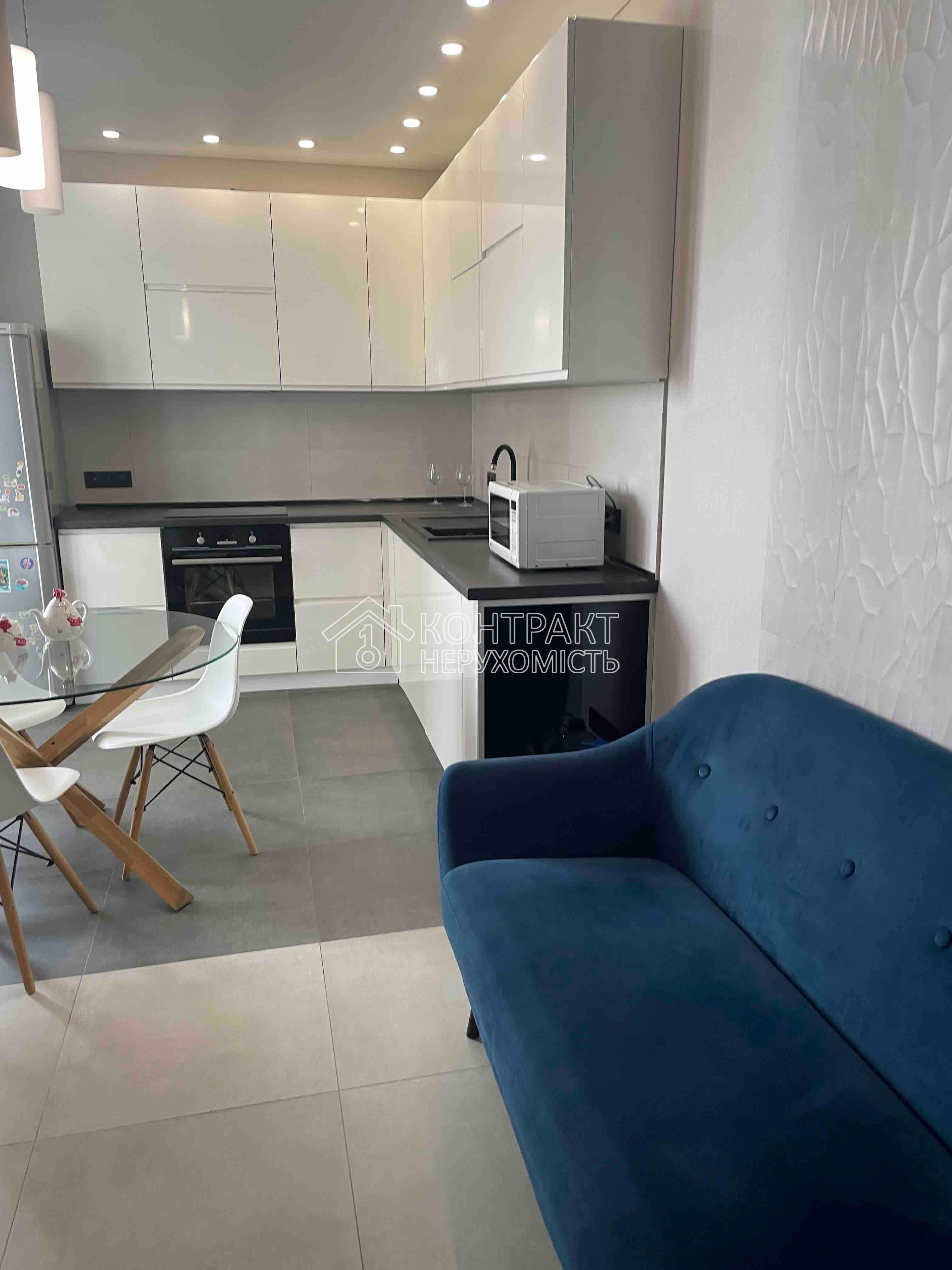 Продам 3-х ком.кв. новострой ЖК Ньютона Федоренко 16 Новые Дома