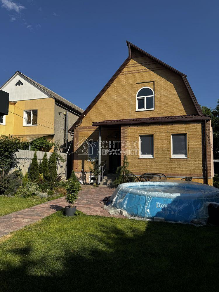 Продам будинок 187 кв. м. в районі Одеська