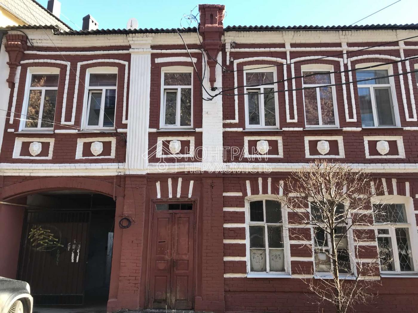 Продається 4 х к.кв. (1+1) на ул. О.Потебні, Центр
