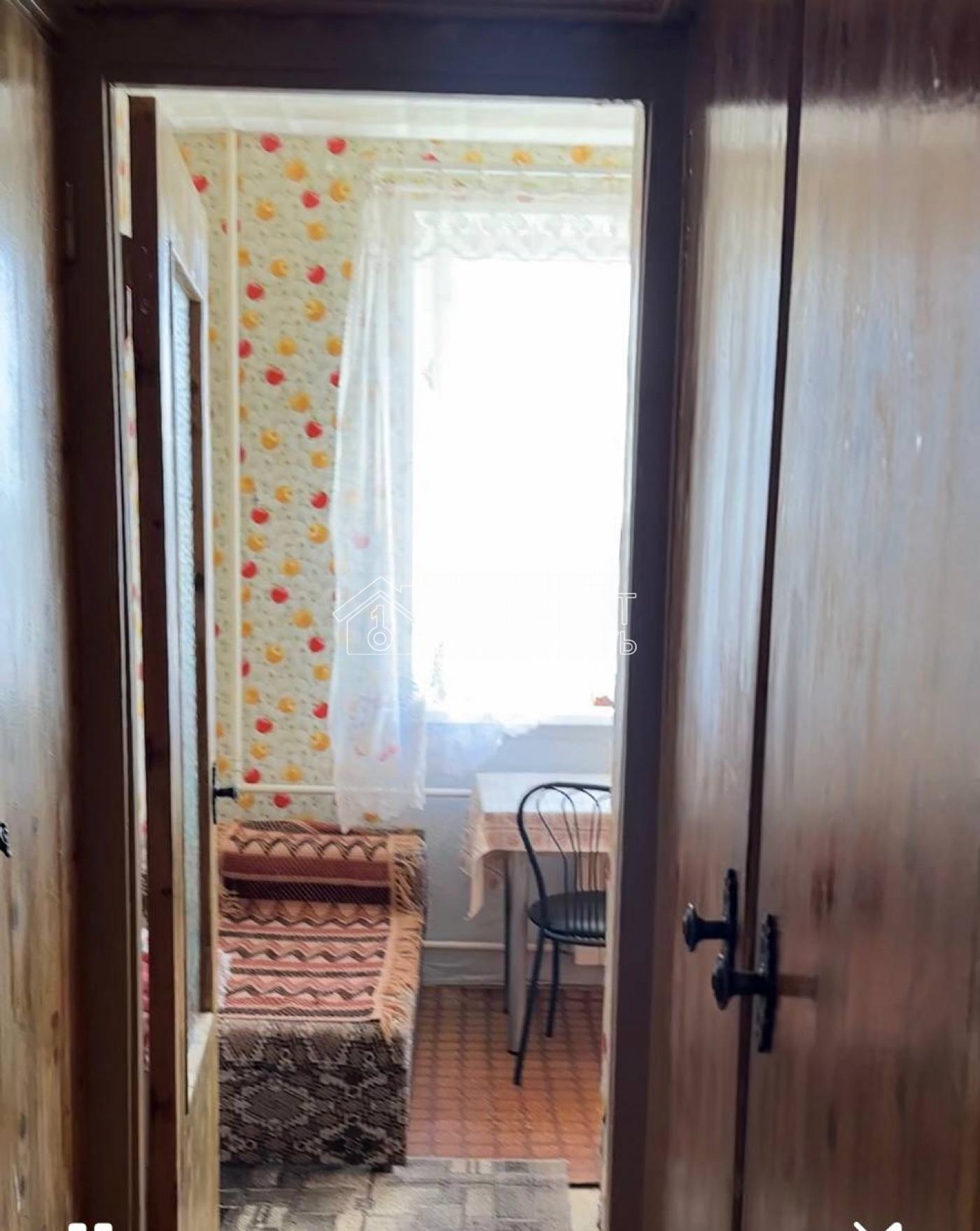 Продаж 1 к кв селище Жуковського