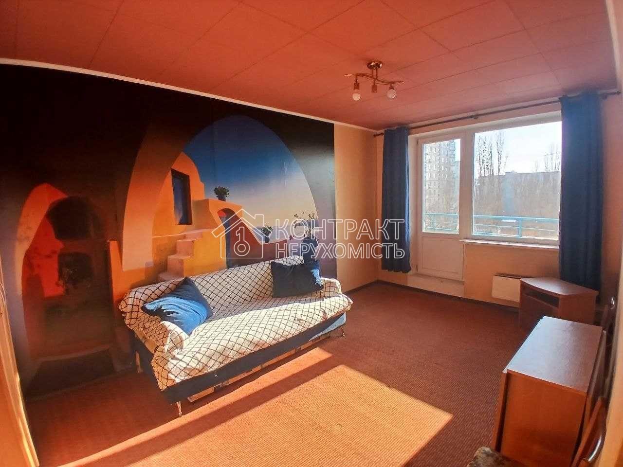 Центр, Павловка. Продам 1-комнатную квартиру 6/12, 32м2, газ. SV