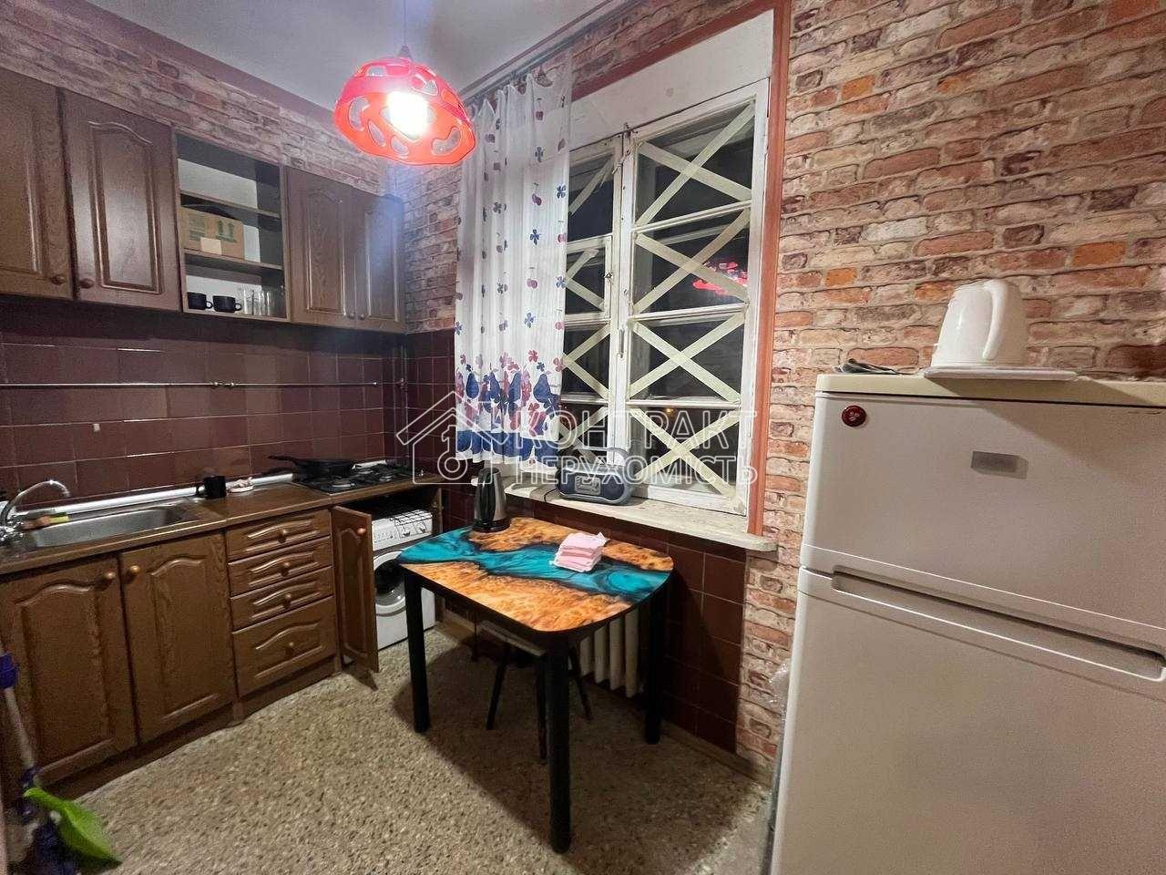 Здається 2-на квартира Алчевських Центр