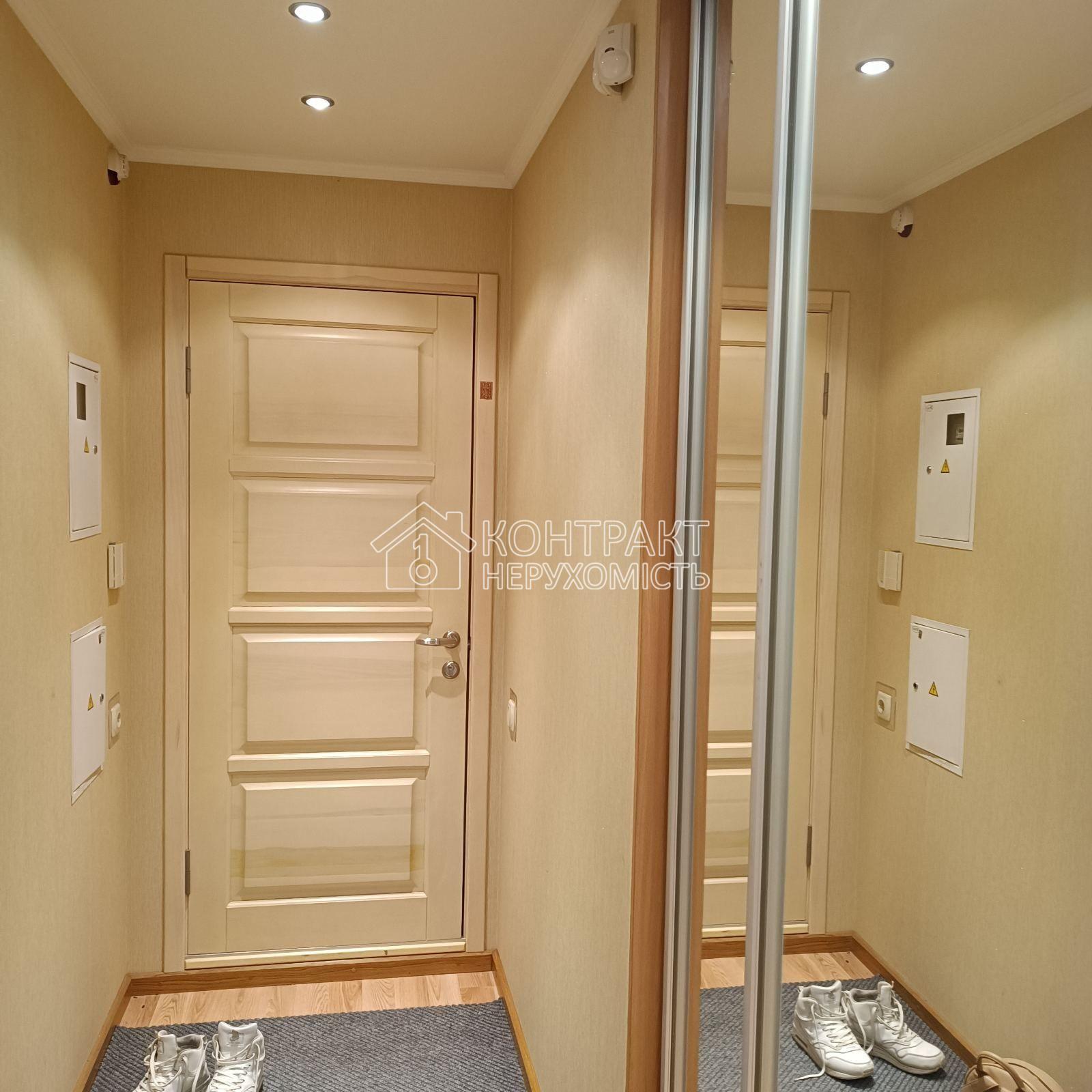 Продам 3 х кім квартиру м. Хол. Гора