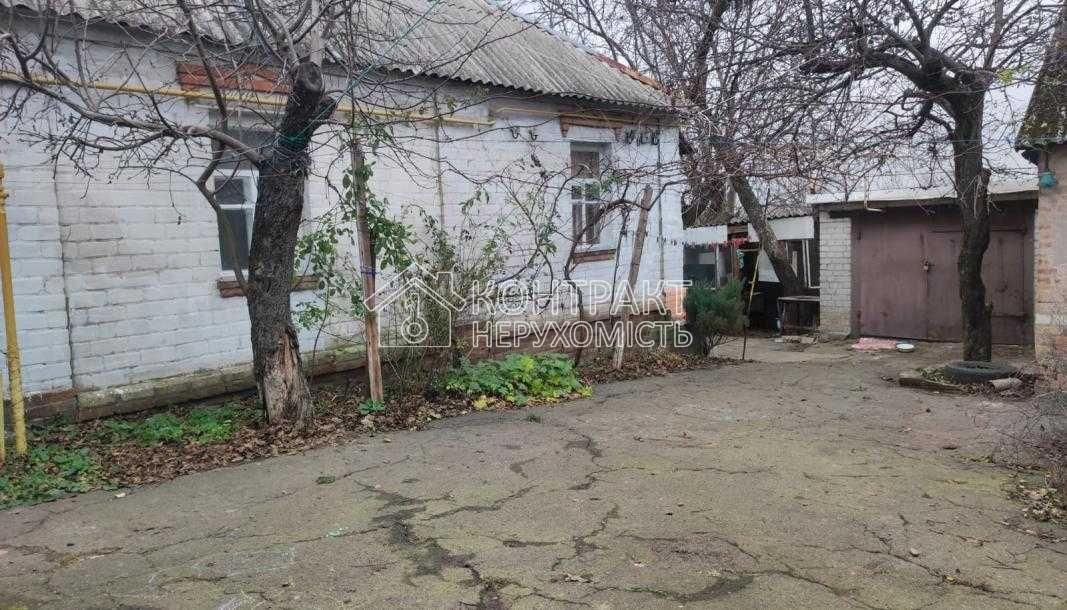 Продам будинок в Коротичі з приватизованою ділянкою