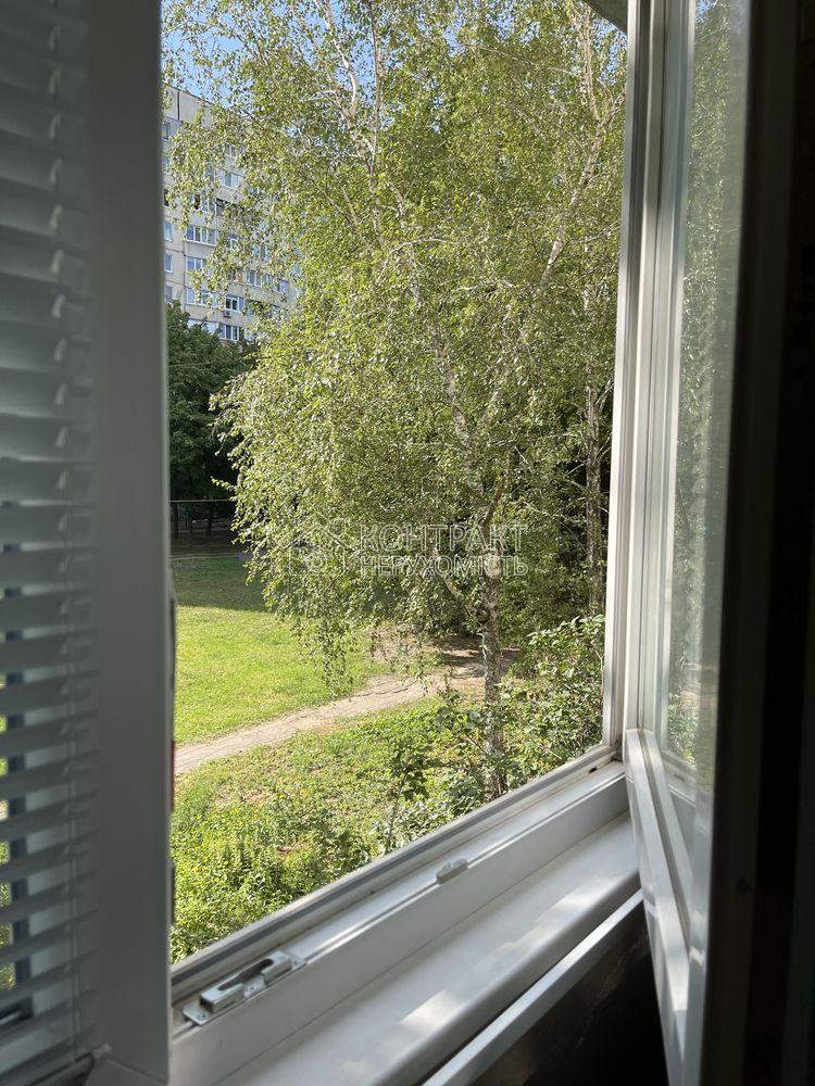 Продаж 1 кімнатна квартира. м.Перемоги,улучшена планіровка