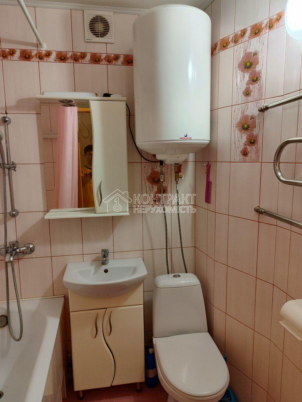 Продам 1 к кв метро Студентська