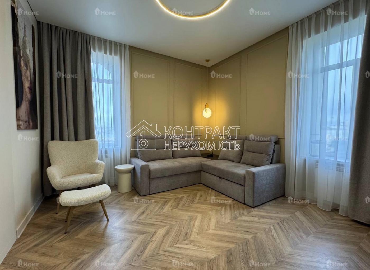 Здам сучасну 3х кім кв Центр Будинок зі шпилем м Майдан Конституції