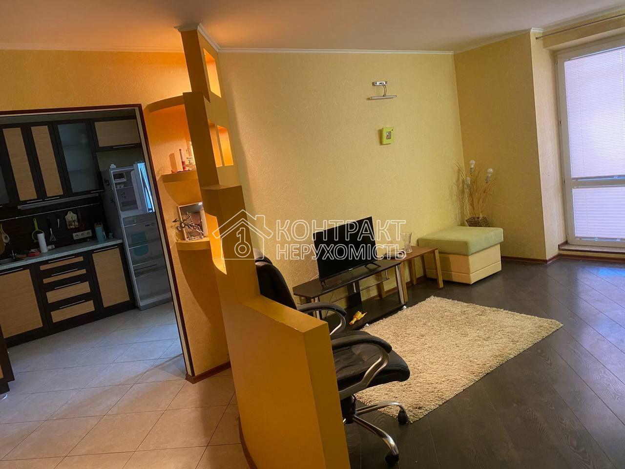 Здається 2-к квартира Гідропарк