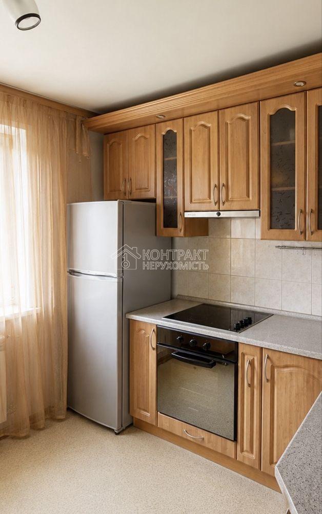 Продам 3к квартиру Центр Наукова Клочківська