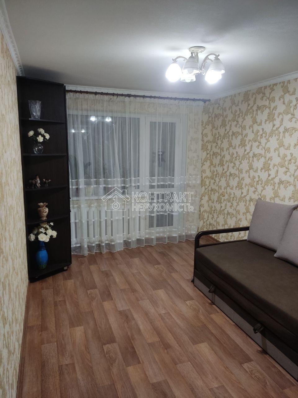 Продаж 2 к квартири Салатовка
