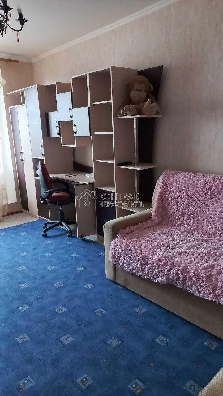 Здається 2-х. к. квартира метро Героїв Праці