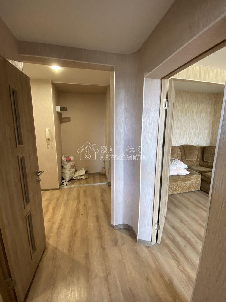 Продаж 1к.кв 40м.кв/газ/балкон/Роганський ЖМ