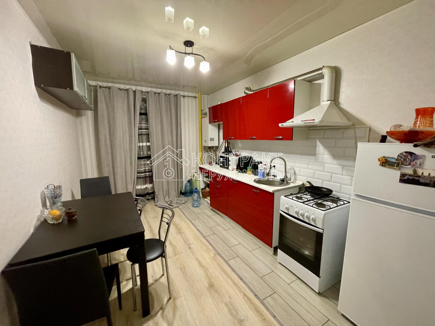 Продам 1 к квартиру Центральний Ринок ЖК Лазурний Сертифікат