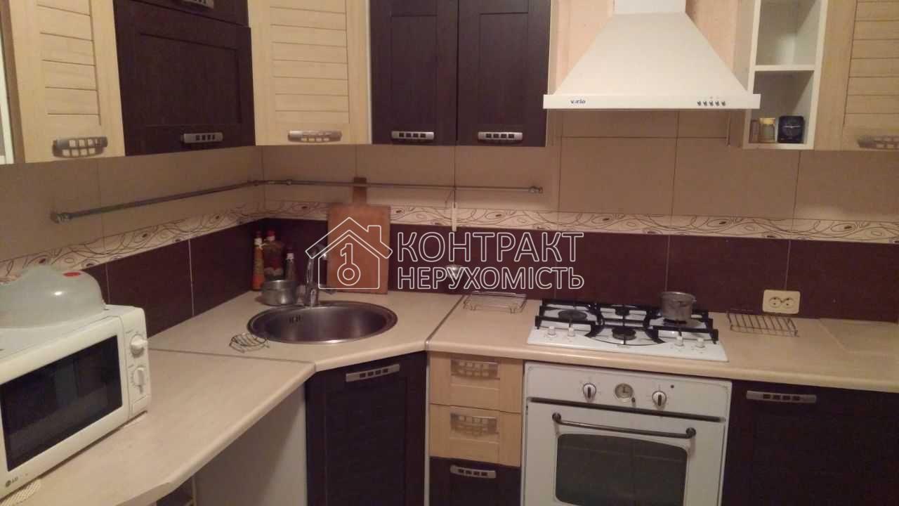 Продаж кв-ра 1 кім. 40 м біля метро Турбоатом