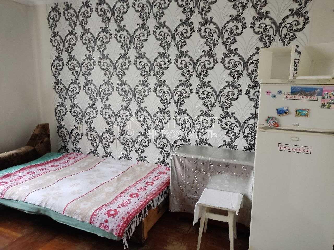 Здам простору кімнату в гуртожитку