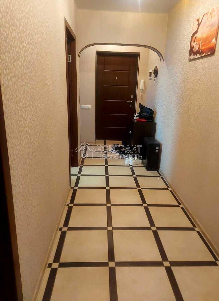 Продається 3 х кімнатна квартира