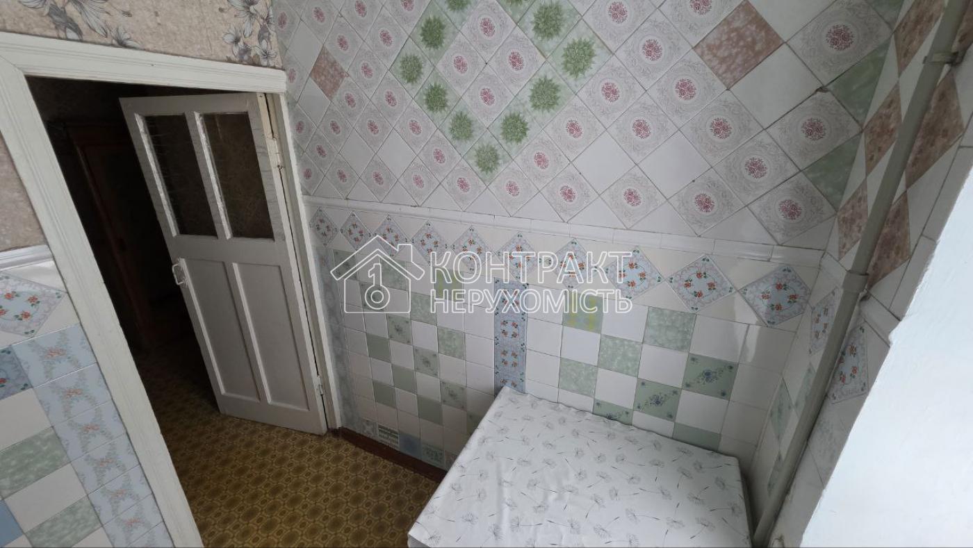 продам 2 кімнатну квартиру ХТЗ.