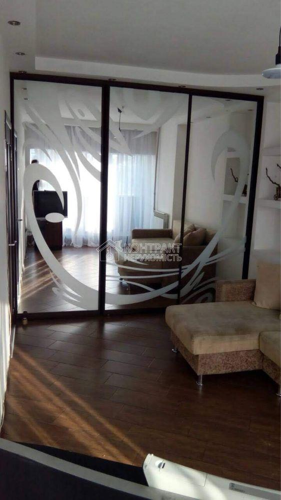 Сдам свою квартир м. Малышева 350м