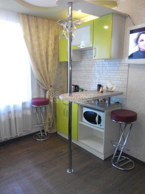 Продаж 1 кв гостинки на 23 Серпні