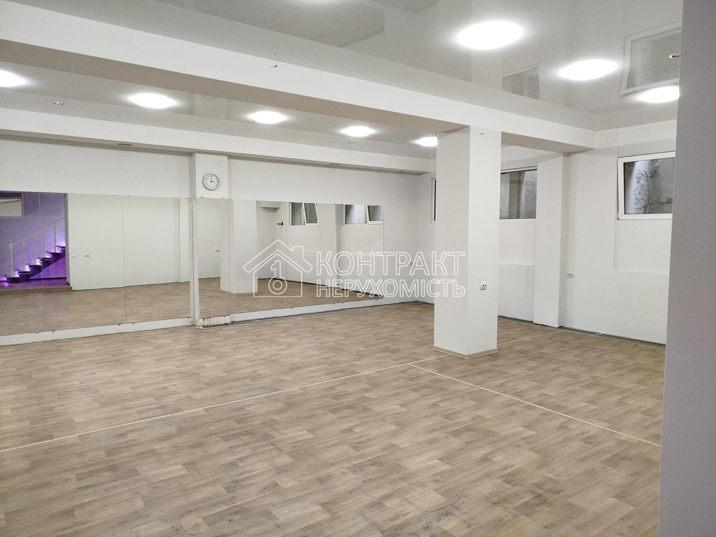 Здається в оренду підвальне приміщення 100 м² в Центрі Харкова
