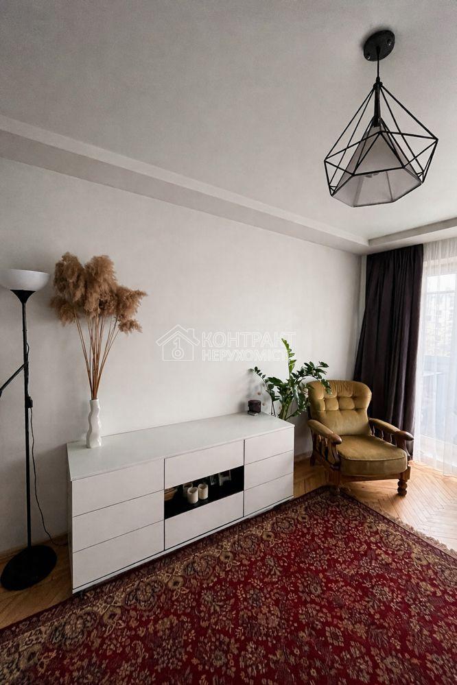 Здається 1к квартира на Ньютона