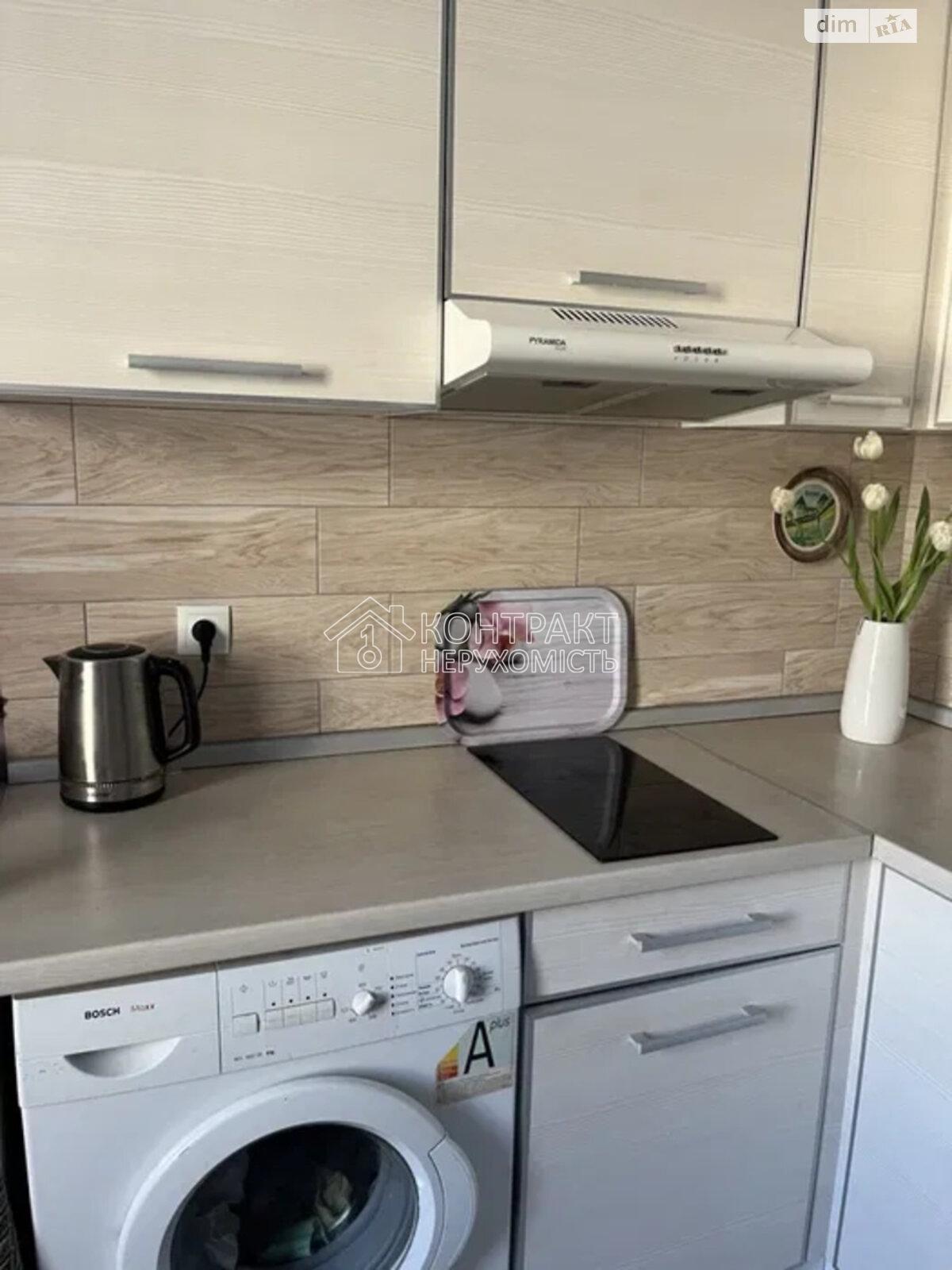 Продаж 1к квартири 18.2 кв. м на вул. Благовіщенська 13