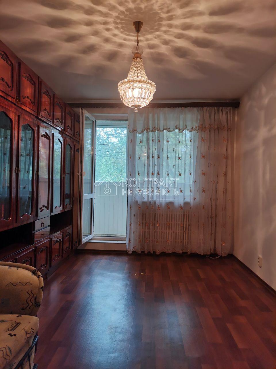 Продаж 3-х кімнатної квартири на Олексіївці.