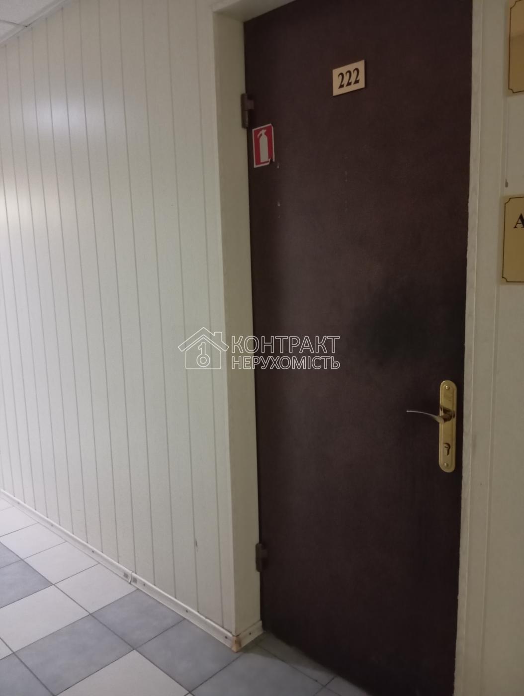 Оренда офісу 40м2 Науки, 56 2 поверх