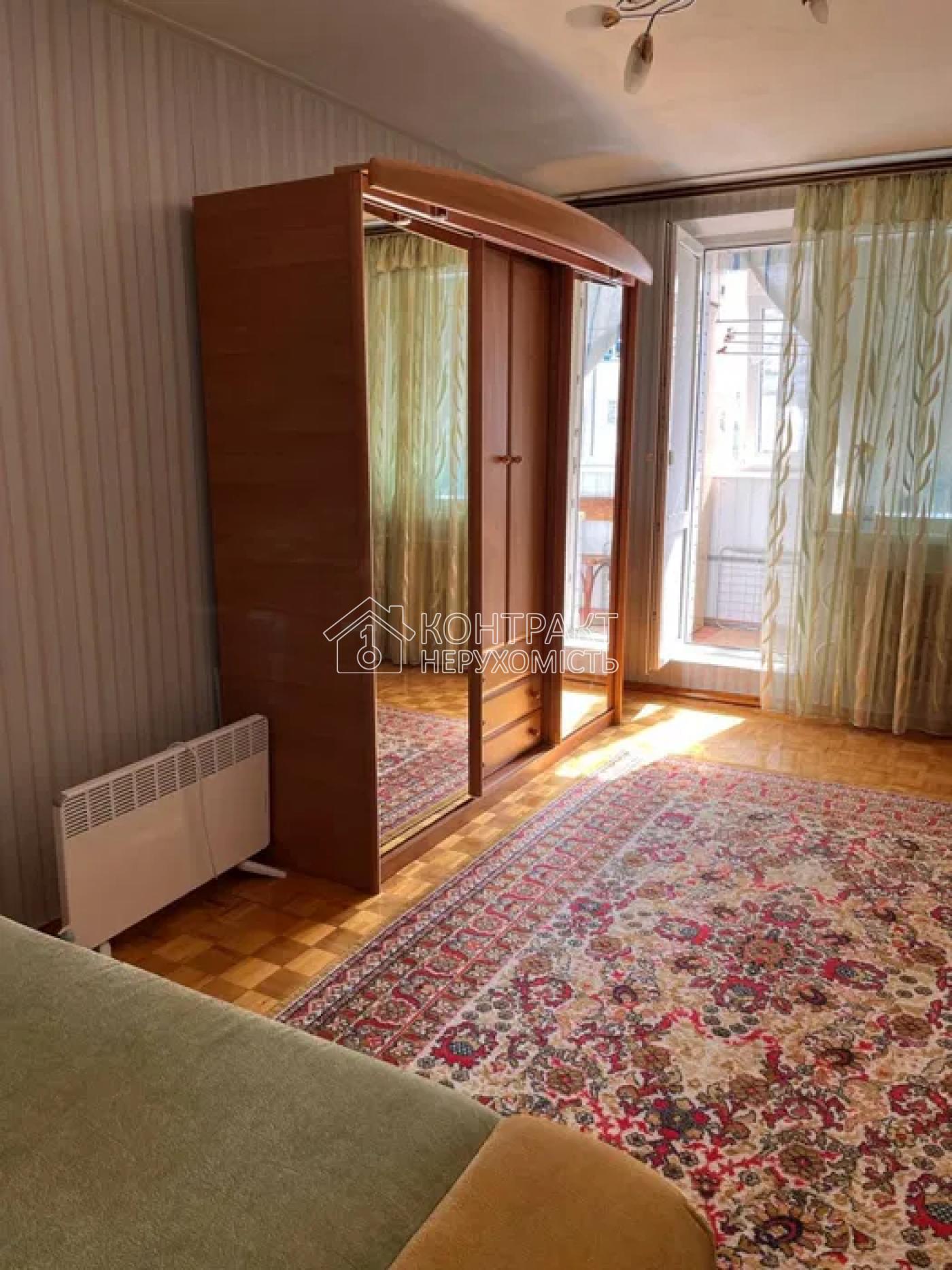 Продам 3 ком. квартиру возле м. Холодная гора