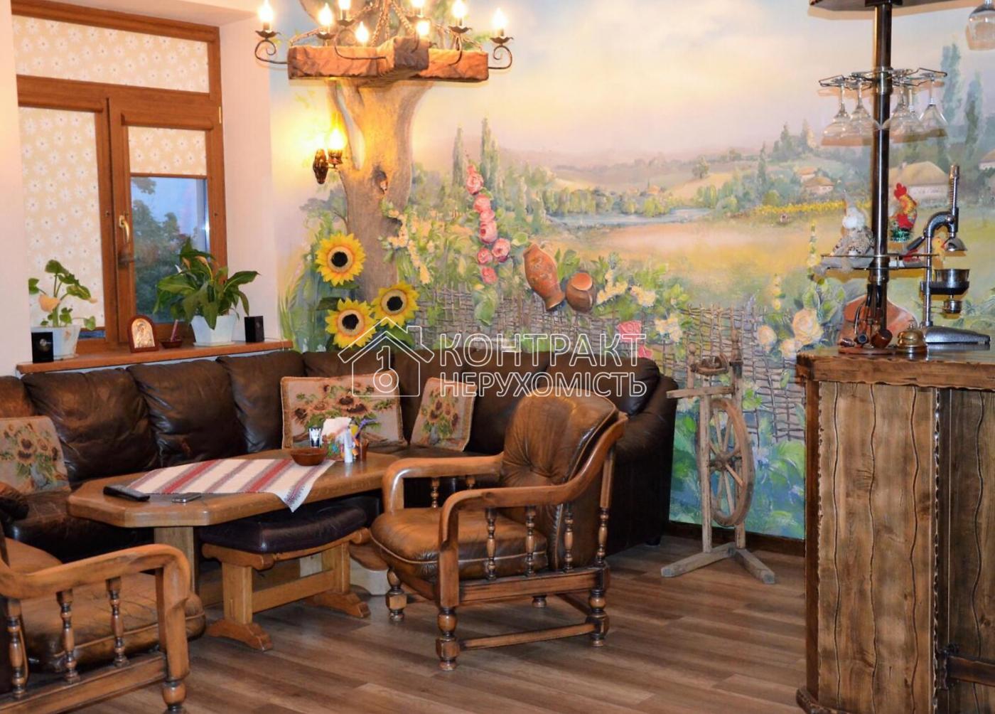 Продаж 4к квартири 170 кв. м на Григорівському шосе 79